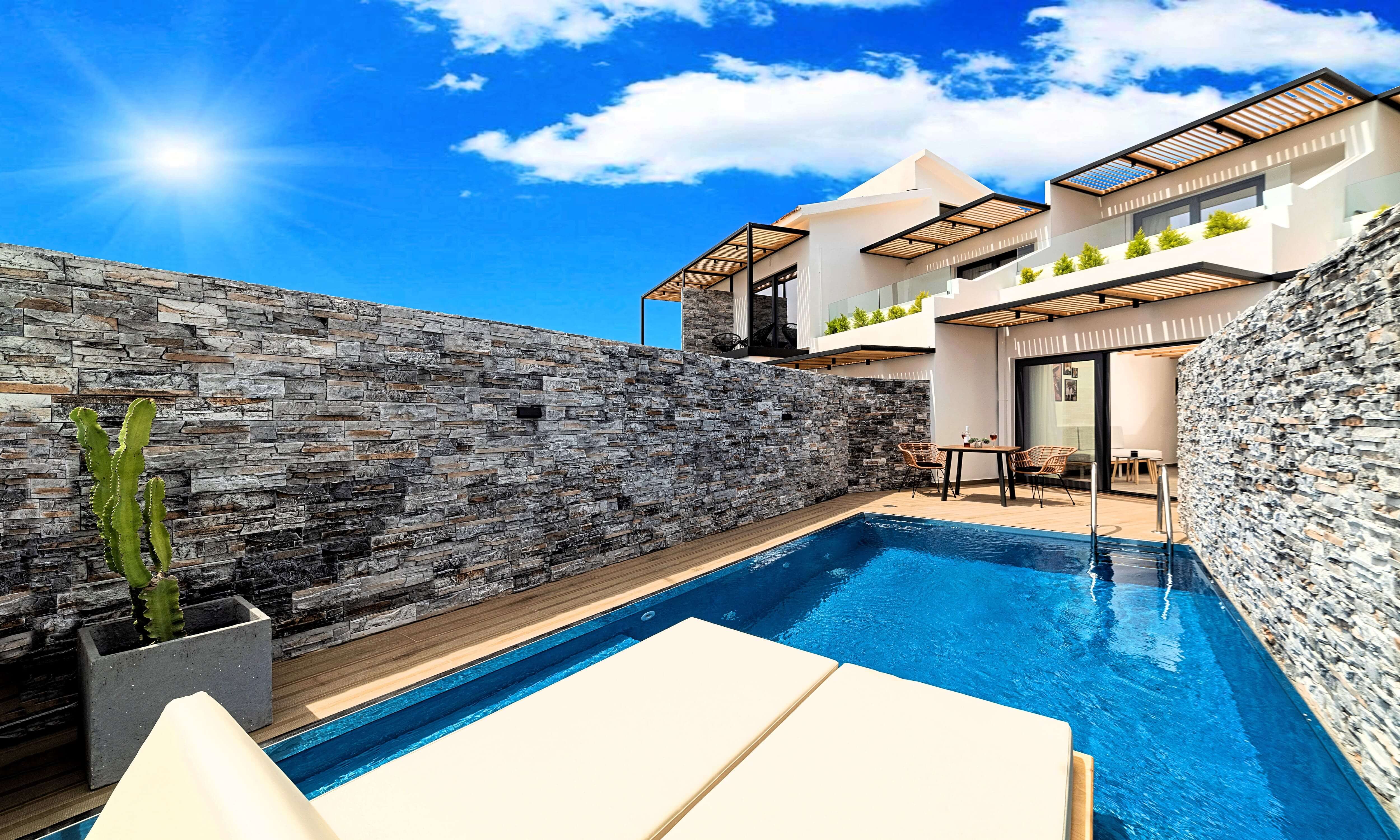 Aelia Suites